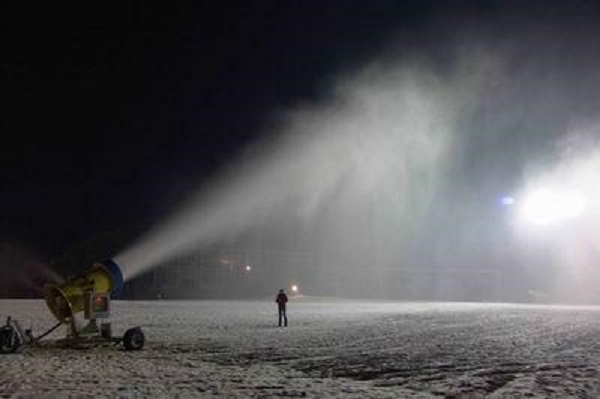 造雪機